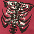 t shirt vintage sovrastampata con ossa College tg XL
