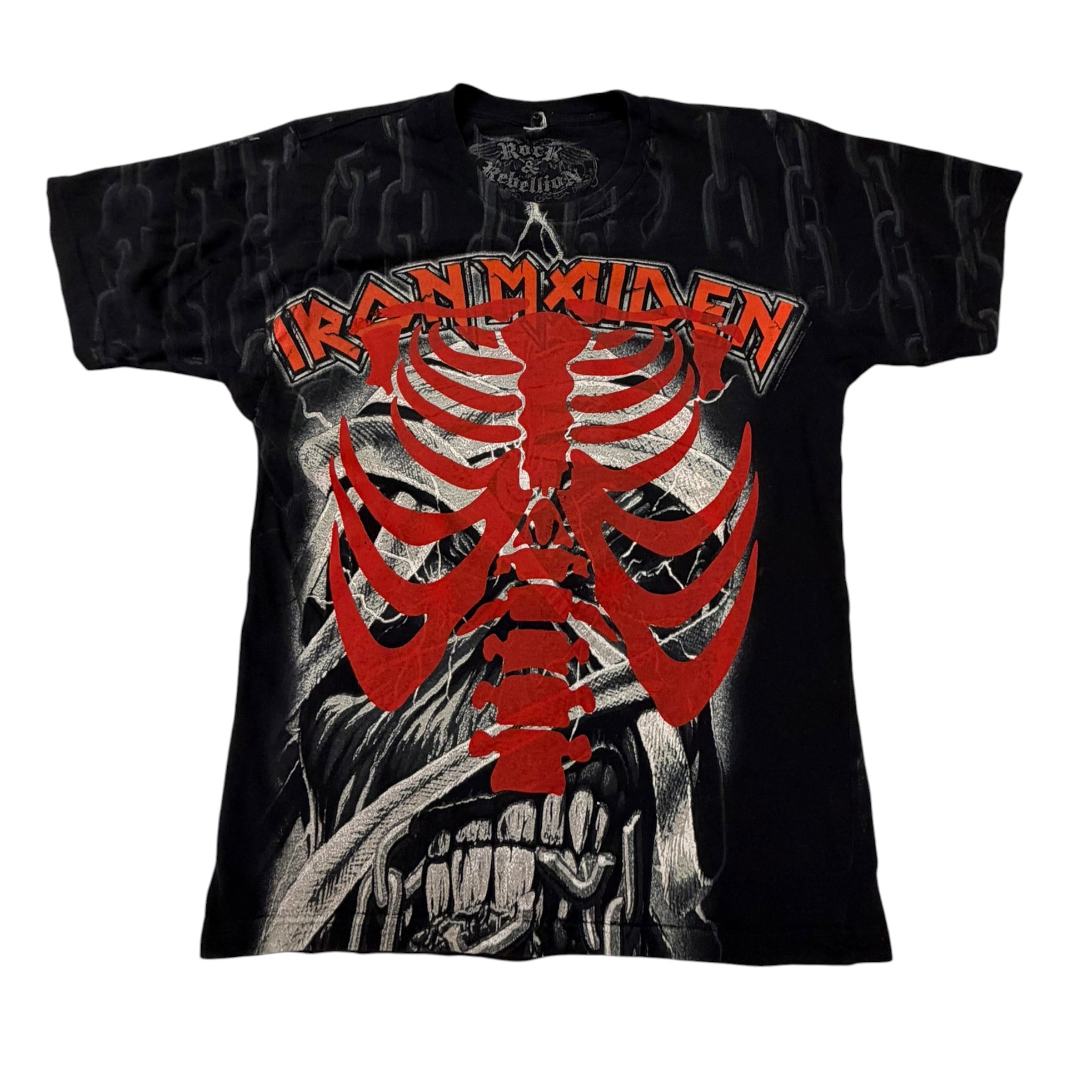 t shirt vintage sovrastampata con ossa iron maiden tg M
