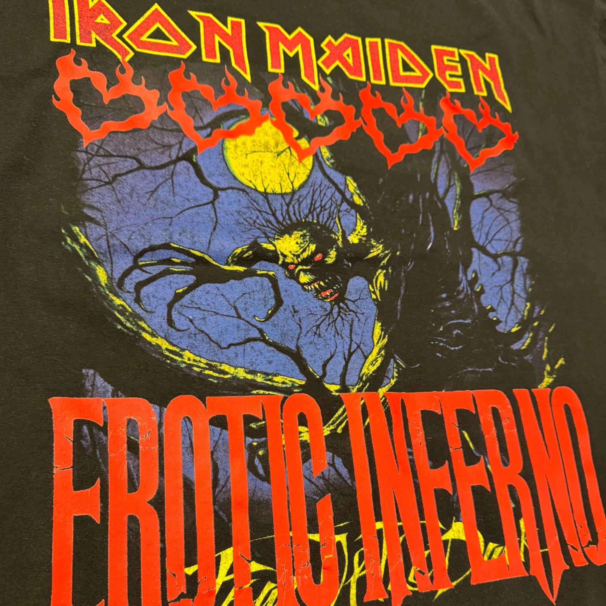 t shirt vintage sovrastampata  Iron Maiden tg XXL (Copia)